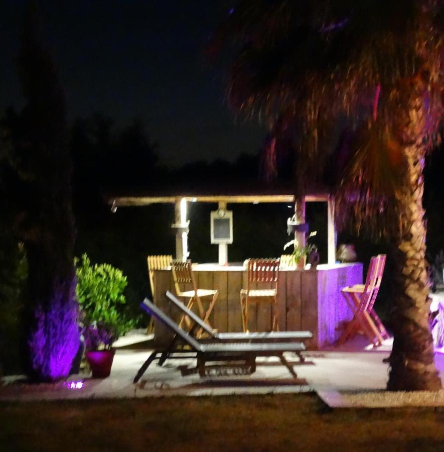 Aigues Marines Acomodação com café da manhã Exterior foto
